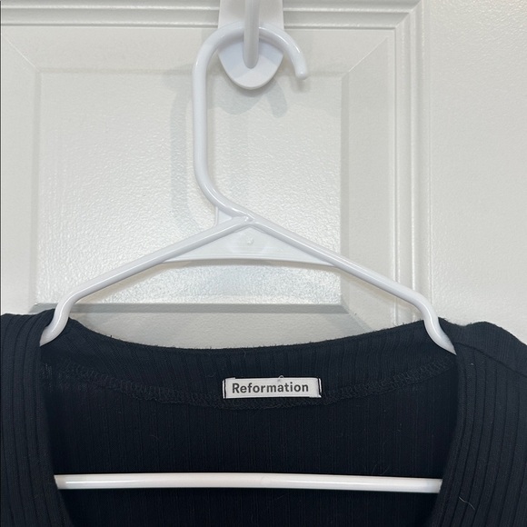Reformation Cropped Long Sleeve Button Down Sweater Top Size small - Picture 2 of 4